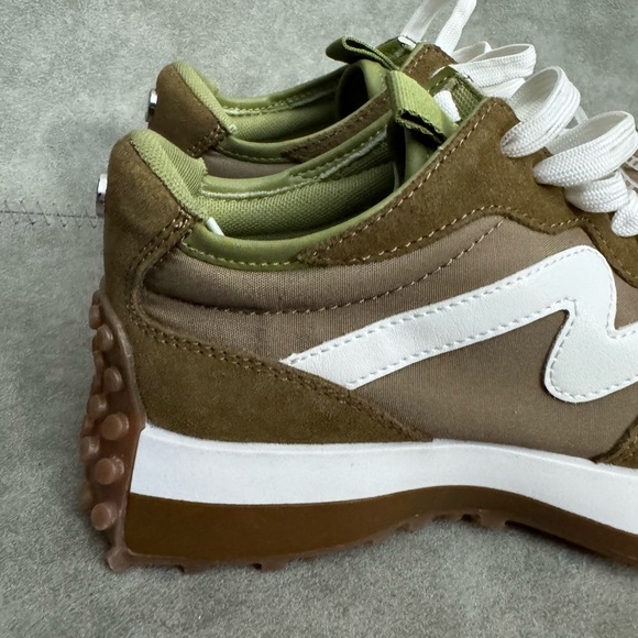 NWT Steve Madden CAMPO OLIVE MULTI SNEAKERS Sz 7,5 (no original box) - Picture 9 of 12